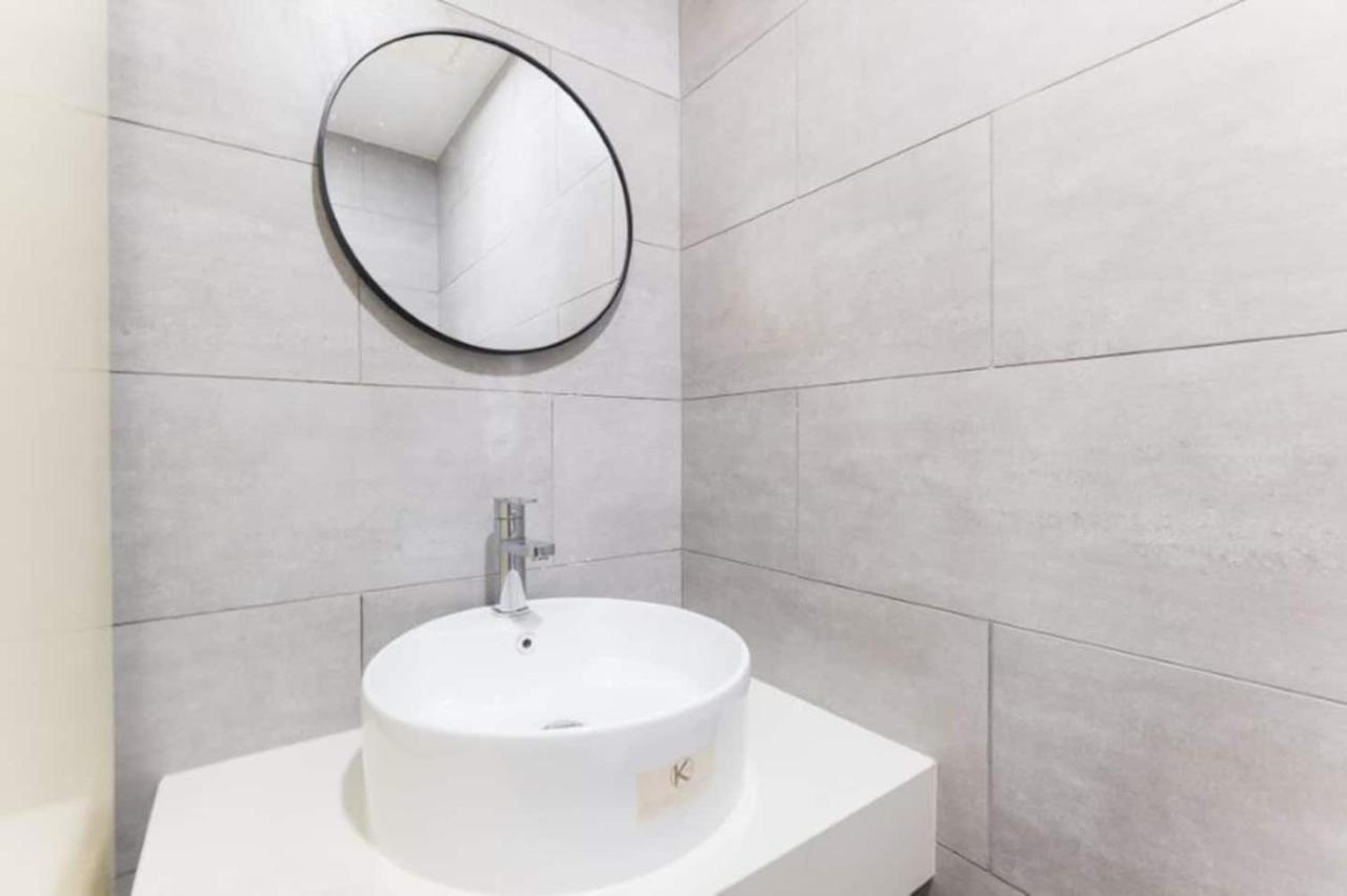 דירות קואלה לומפור Arte Mont Kiara 3Pax Jacuzzi Pool Gym Near Mitec Matrade מראה חיצוני תמונה